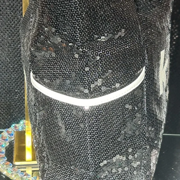 Kitson Los Angeles Black Sequin Tote Bag 22” x 19” x 3” NWOT - Picture 4 of 16